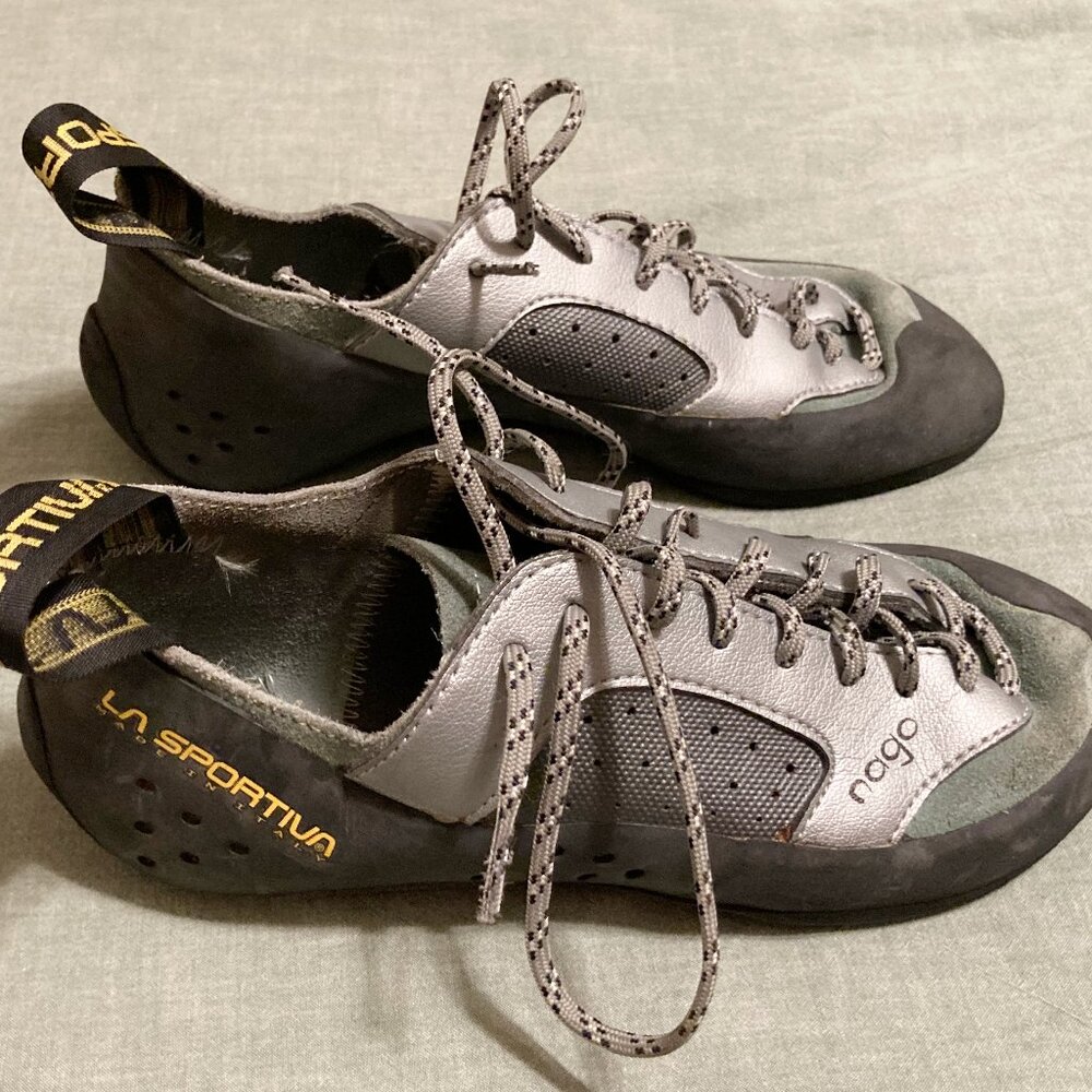 La Sportiva Nago Rock Climbing Shoes - Womens 7.5 US - Mens 6.5 - 38.5 EUR